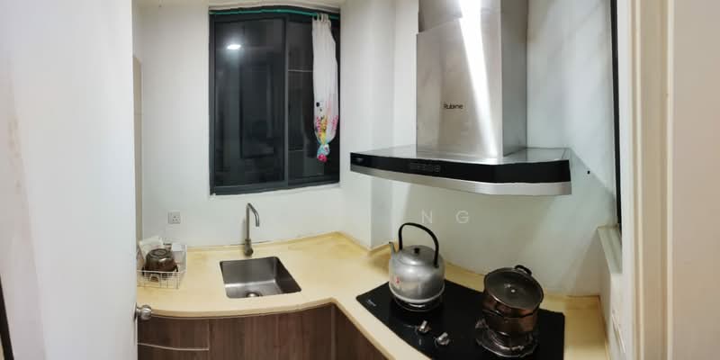 Kediaman Servis untuk Dijual di Univ 360 Place - Wei Meng - Kitchen - PropertyGuru.com.my