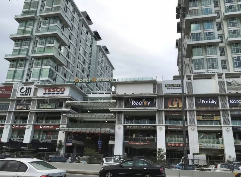Shop / Office for Sale in Jalan Klang Lama (Old Klang Road) (Kuala Lumpur) - Wan Azemi Wan Daud - Exterior - PropertyGuru.com.my