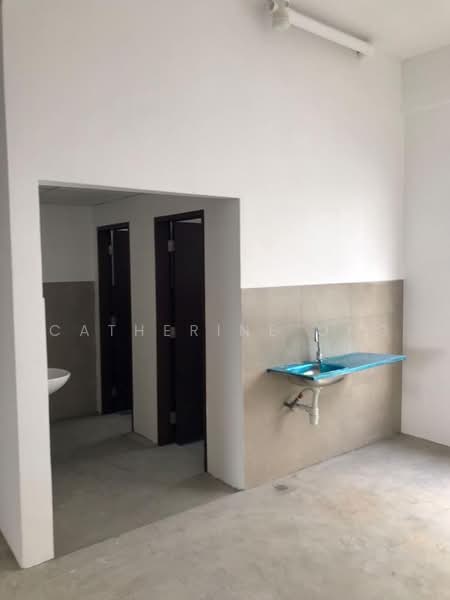 Shop / Office for Sale in Austin Crest (Johor Bahru) - Catherine Ong - Bathroom - PropertyGuru.com.my