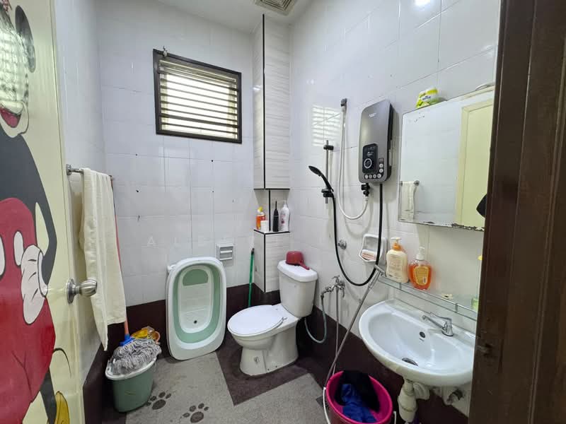 1-storey Terraced House for Sale in Tebrau (Johor) - Albert Liew - Bathroom - PropertyGuru.com.my