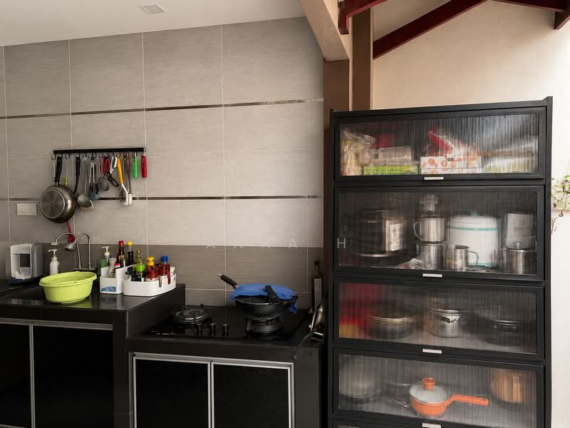 Rumah Teres untuk Dijual di Alam Damai (Cheras) - Anna H - Kitchen - PropertyGuru.com.my