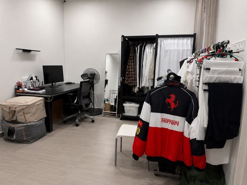 Rumah Teres untuk Dijual di Alam Damai (Cheras) - Anna H - Study - PropertyGuru.com.my