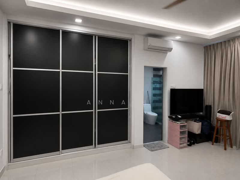 Rumah Teres untuk Dijual di Alam Damai (Cheras) - Anna H - Bedroom - PropertyGuru.com.my