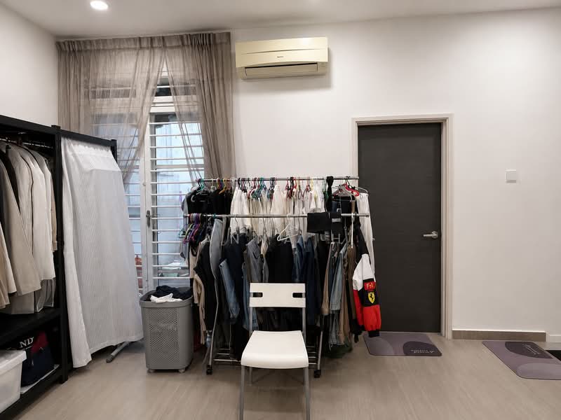Rumah Teres untuk Dijual di Alam Damai (Cheras) - Anna H - Interior - PropertyGuru.com.my