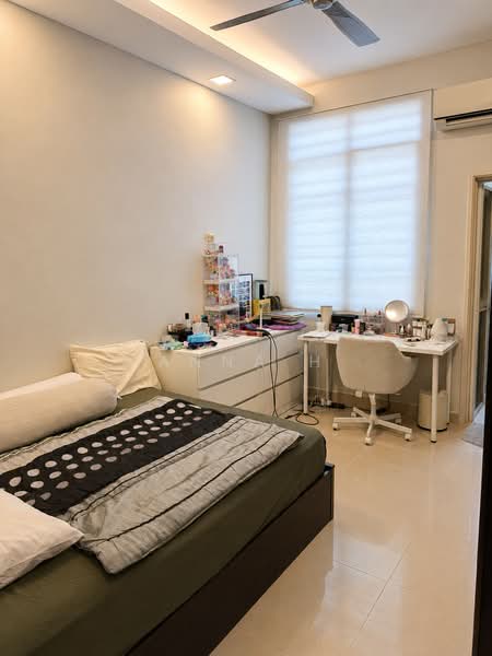 Rumah Teres untuk Dijual di Alam Damai (Cheras) - Anna H - Bedroom - PropertyGuru.com.my