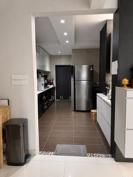 Rumah Teres untuk Dijual di Alam Damai (Cheras) - Anna H - Kitchen - PropertyGuru.com.my