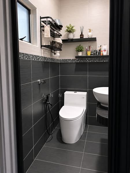 Rumah Teres untuk Dijual di Alam Damai (Cheras) - Anna H - Bathroom - PropertyGuru.com.my