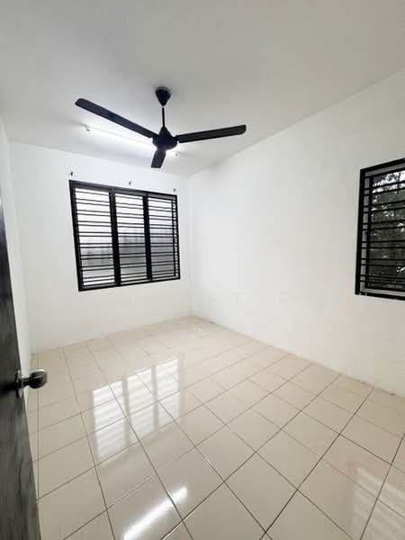 Rumah Teres 3-Tingkat untuk Dijual di Taman Megah Ria (Masai) - Constance Chan - Interior - PropertyGuru.com.my