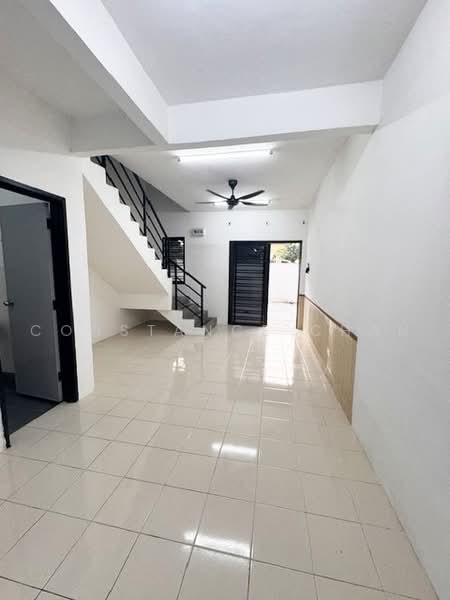 Rumah Teres 3-Tingkat untuk Dijual di Taman Megah Ria (Masai) - Constance Chan - Interior - PropertyGuru.com.my