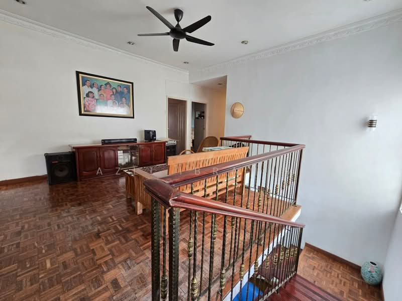 Bungalow House untuk Dijual di Ampang (Kuala Lumpur) - Azli Ibrahim - Living Room - PropertyGuru.com.my