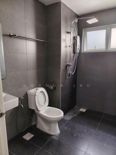 Kediaman Servis untuk Disewa di Maxim Citylights @ Sentul KL - Amanda Lau - Bathroom - PropertyGuru.com.my