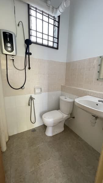 Apartment for Rent at Mutiara Perdana (Mutiara Court) - Penny Ng - Bathroom - PropertyGuru.com.my