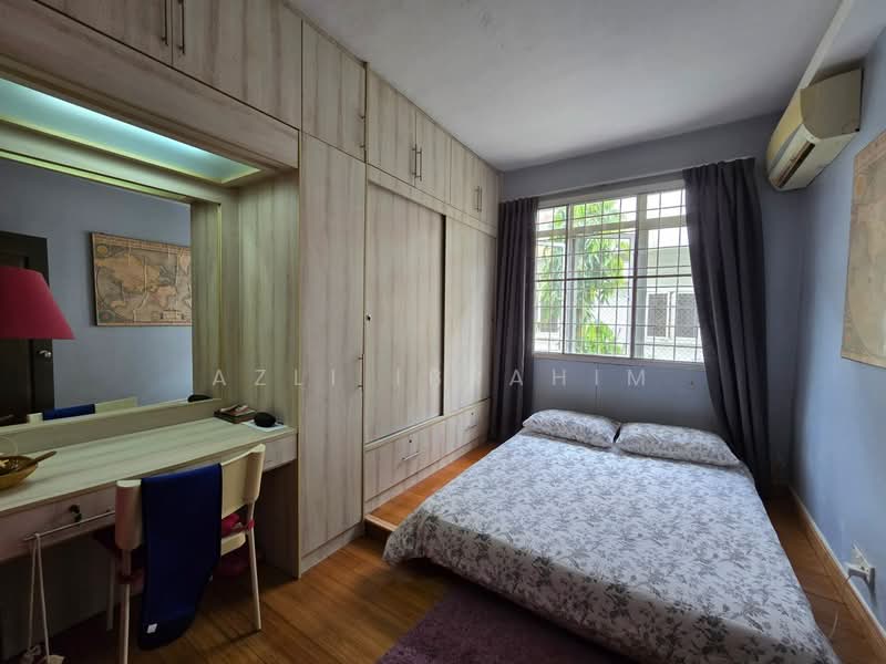 Bungalow House for Rent in Kuala Ampang (Ampang) - Azli Ibrahim - Bedroom - PropertyGuru.com.my