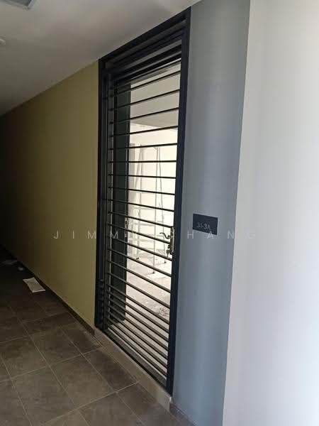 Kediaman Servis untuk Dijual di Amani Residence - Jimmy Chang - Corridor - PropertyGuru.com.my