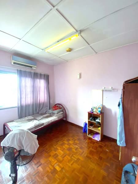 Pangsapuri untuk Dijual di Dahlia Apartment - Kew . - Bedroom - PropertyGuru.com.my