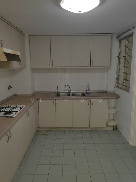 Kondominium untuk Disewa di Pantai Panorama Condominiums - ML Cheong - Kitchen - PropertyGuru.com.my