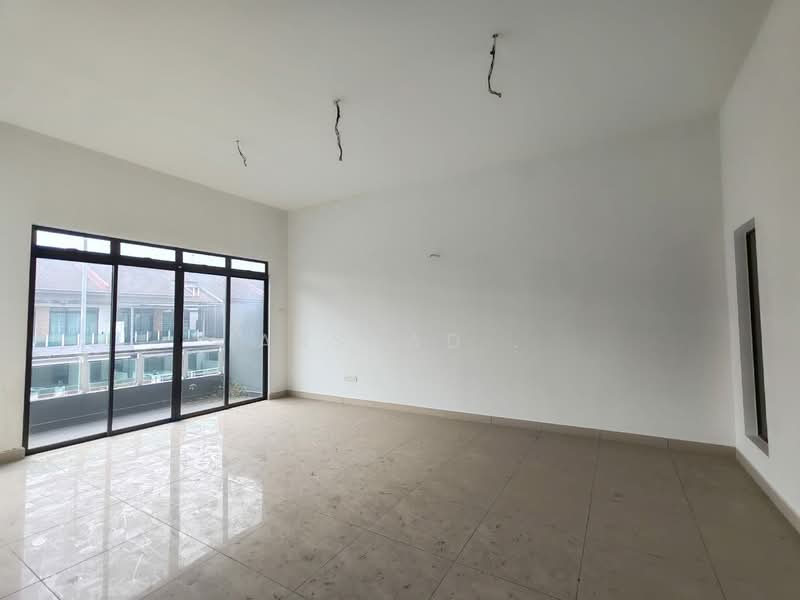 Rumah Teres 2-Tingkat untuk Dijual di Johor Bahru (Johor) - Arshad . - Living Room - PropertyGuru.com.my