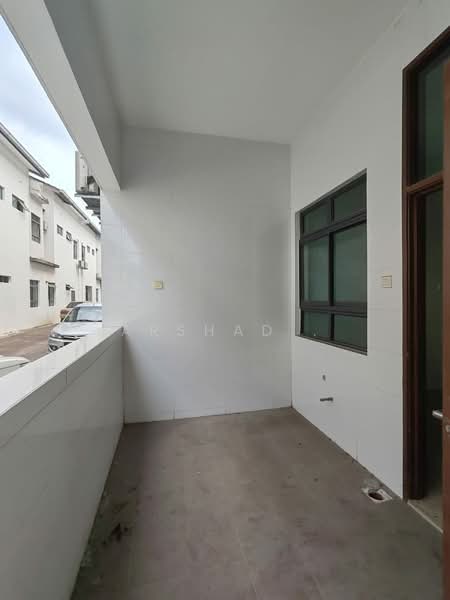 Rumah Teres 2-Tingkat untuk Dijual di Johor Bahru (Johor) - Arshad . - Balcony - PropertyGuru.com.my
