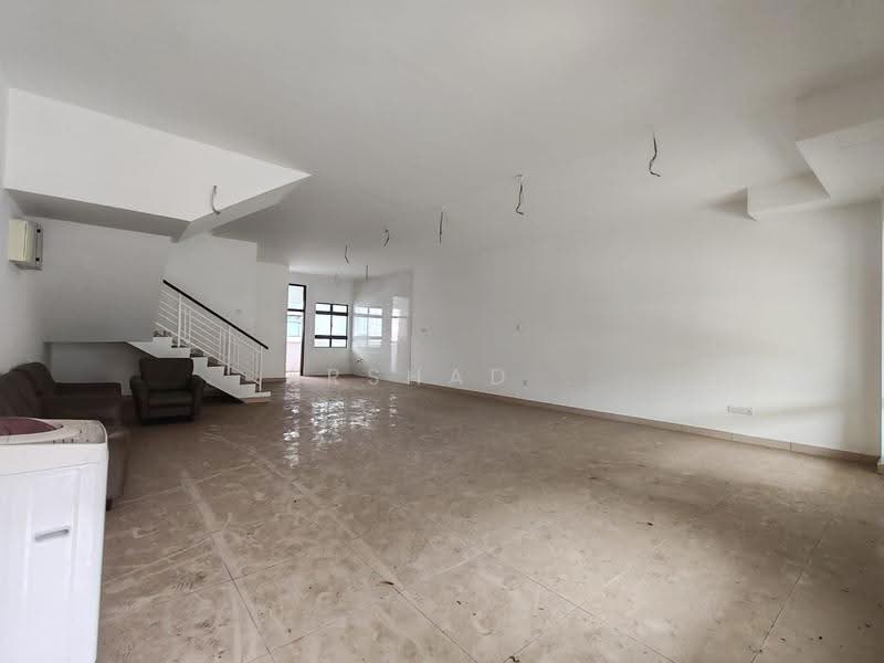 Rumah Teres 2-Tingkat untuk Dijual di Johor Bahru (Johor) - Arshad . - Living Room - PropertyGuru.com.my
