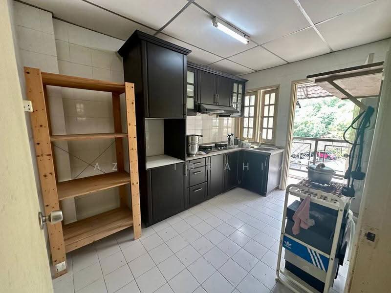 Kondominium untuk Dijual di Villaria - Azli Ibrahim - Kitchen - PropertyGuru.com.my