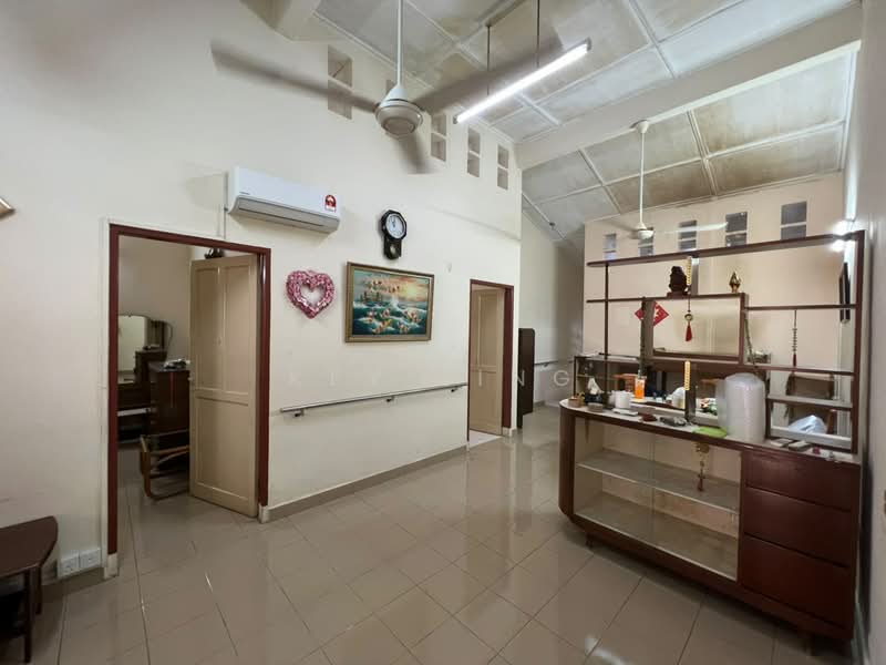 Rumah Teres 1-Tingkat untuk Dijual di Seksyen 12 (Petaling Jaya) - Key Ling - Living Room - PropertyGuru.com.my