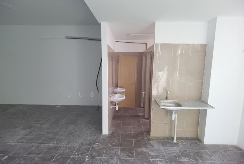 Kedai untuk Dijual di Taman Sri Serdang (Seri Kembangan) - JUSTIN TAN - Interior - PropertyGuru.com.my