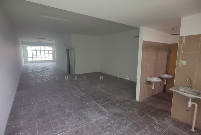 Kedai untuk Dijual di Taman Sri Serdang (Seri Kembangan) - JUSTIN TAN - Interior - PropertyGuru.com.my