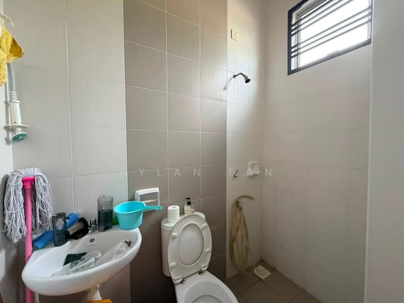 2-storey Terraced House for Sale in Taman Nusa Sentral (Iskandar Puteri (Nusajaya)) - Dylan Tan - Bathroom - PropertyGuru.com.my