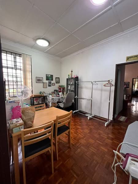 Semi-Detached House for Sale in Taman Munsyi Ibrahim (Johor Bahru) - Arshad . - Dining Room - PropertyGuru.com.my