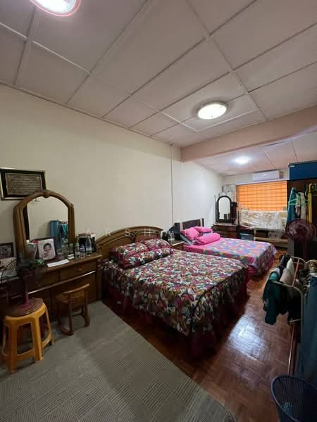 Semi-Detached House for Sale in Taman Munsyi Ibrahim (Johor Bahru) - Arshad . - Bedroom - PropertyGuru.com.my