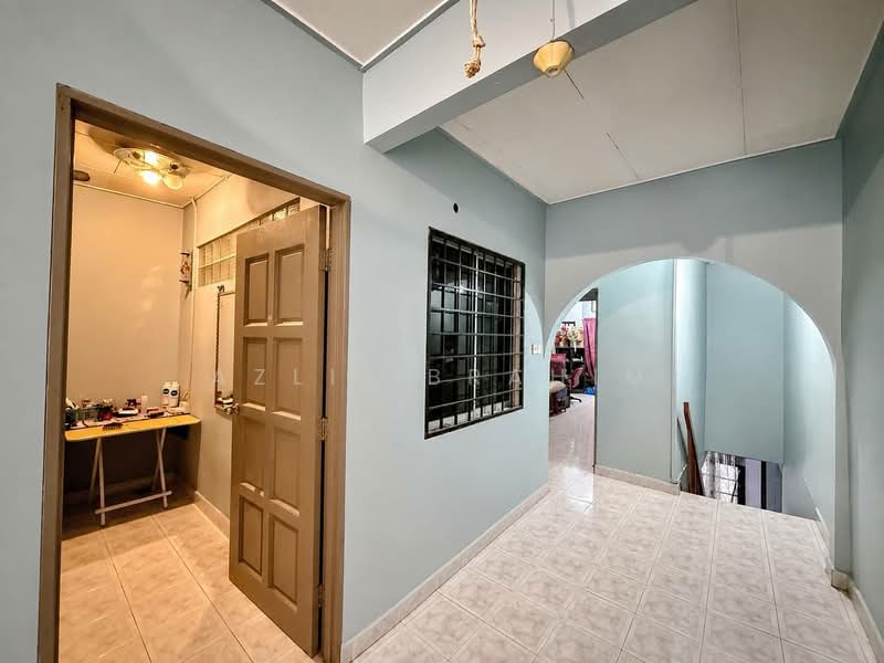 2-storey Terraced House for Sale in Batu Caves (Selangor) - Azli Ibrahim - Interior - PropertyGuru.com.my