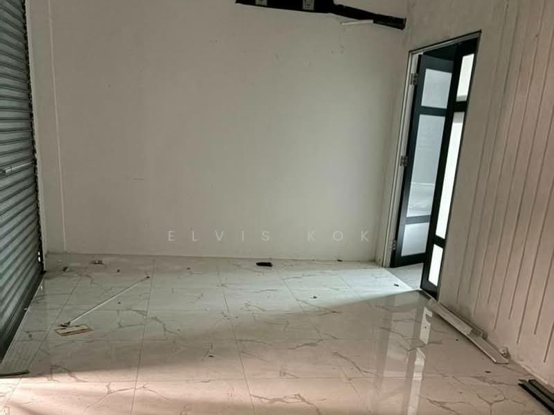 Kedai untuk Disewa di Taman Equine (Seri Kembangan) - Elvis Kok - Interior - PropertyGuru.com.my