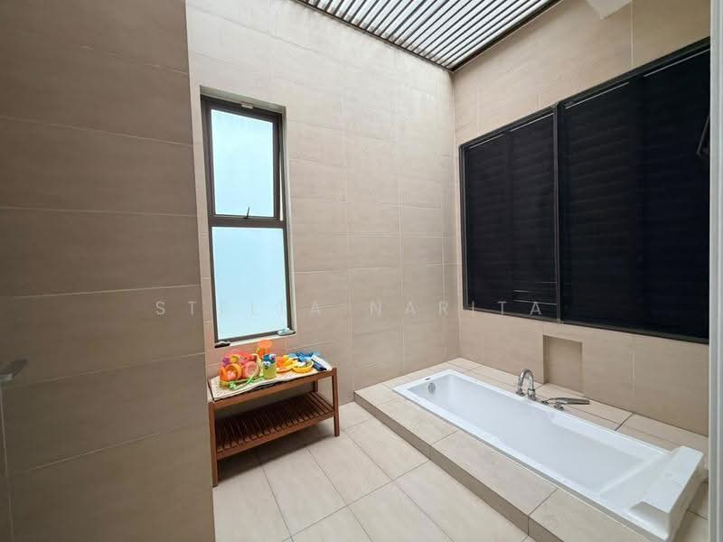 Rumah Berkembar untuk Disewa di Iskandar Puteri (Nusajaya) (Johor) - Stella Narita - Bathroom - PropertyGuru.com.my