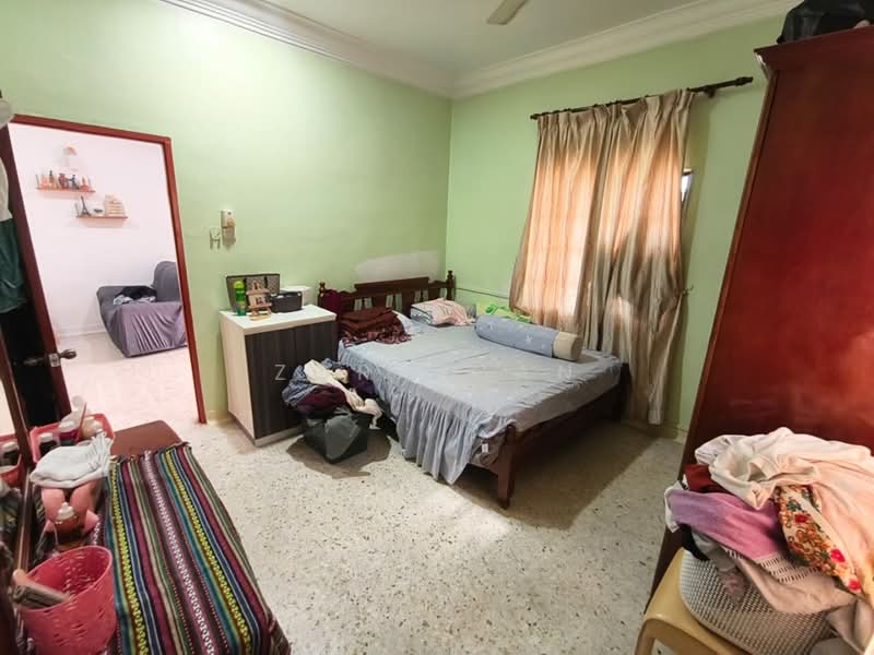 Semi-Detached House for Sale in Ulu Tiram (Johor) - Zora Gan - Bedroom - PropertyGuru.com.my