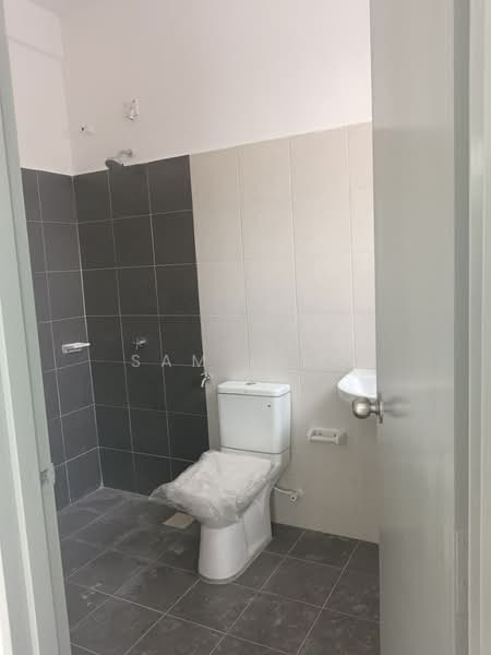 Rumah Kluster untuk Disewa di Johor Bahru (Johor) - Sam Liew - Bathroom - PropertyGuru.com.my