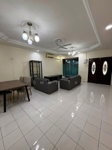 2-storey Terraced House for Rent in Bukit Indah (Iskandar Puteri (Nusajaya)) - Tommy Tai - Living Room - PropertyGuru.com.my