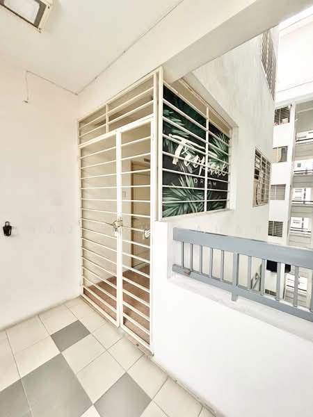 Kondominium untuk Dijual di Unipark Condominium - Najibah Sahari - Exterior - PropertyGuru.com.my