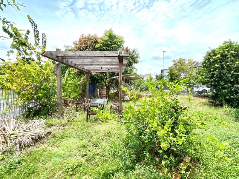 2-storey Terraced House for Sale in Bandar Rimbayu (Telok Panglima Garang) - NORFADILAH ZAINUDDIN - Garden - PropertyGuru.com.my