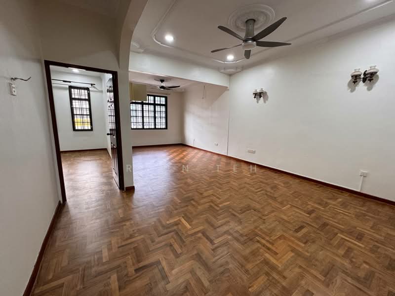 Rumah Teres 2-Tingkat untuk Disewa di Taman Molek (Johor Bahru) - Ryon Teh - PropertyGuru.com.my