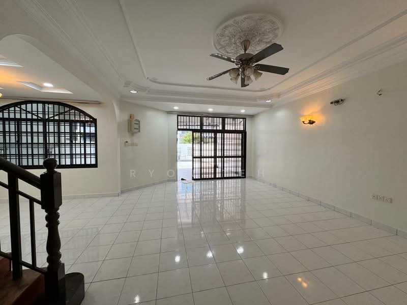 Rumah Teres 2-Tingkat untuk Disewa di Taman Molek (Johor Bahru) - Ryon Teh - PropertyGuru.com.my