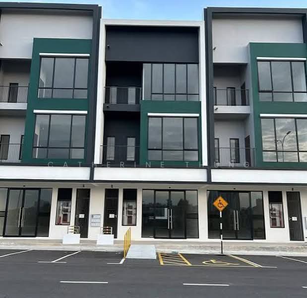 Shop for Sale in Bandar Putra Jaya (Tebrau) - Catherine Thung - Exterior - PropertyGuru.com.my