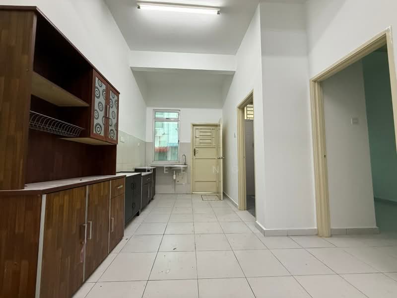 Rumah Teres untuk Dijual di Masai (Johor) - Bee Ng - Kitchen - PropertyGuru.com.my