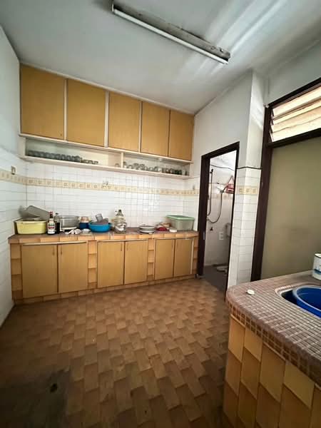 Rumah Teres 2-Tingkat untuk Dijual di SS18 (Subang Jaya) - Mandy Liew - Kitchen - PropertyGuru.com.my