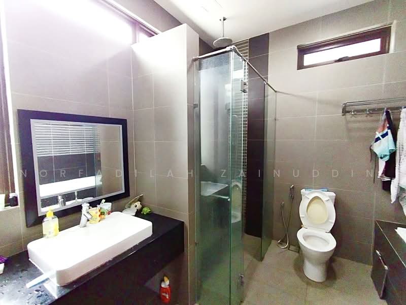 Bungalow House untuk Dijual di Ampang Jaya (Ampang) - NORFADILAH ZAINUDDIN - Bathroom - PropertyGuru.com.my