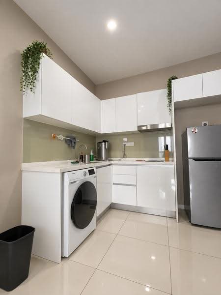 Service Residence for Rent at Residential Suites @ HighPark - Mia Ching - Kitchen - PropertyGuru.com.my