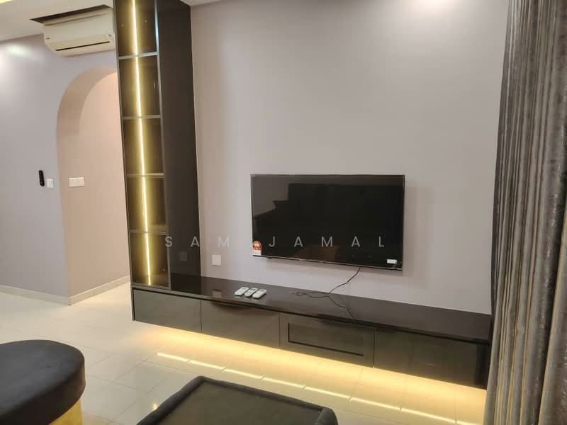 Kediaman Servis untuk Disewa di Residensi Vista Harmoni Sentul - Sam Jamal - Living Room - PropertyGuru.com.my