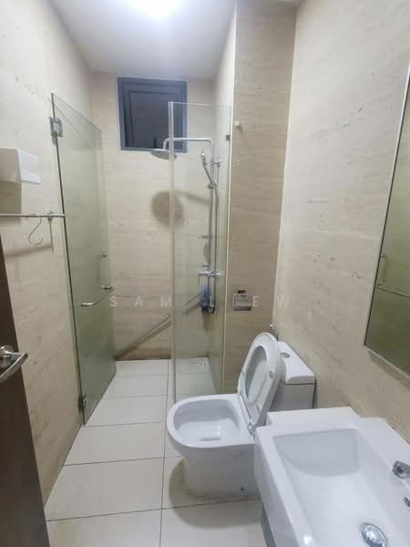 Service Residence for Rent at Crescent Bay Suites (Teluk Bayu) - Sam Liew - Bathroom - PropertyGuru.com.my