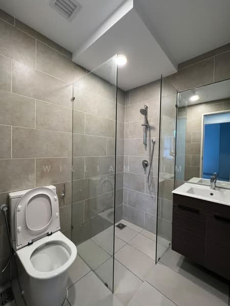 Kediaman Servis untuk Disewa di Residensi Estetik 8 (Est8) - William Lim - Bathroom - PropertyGuru.com.my