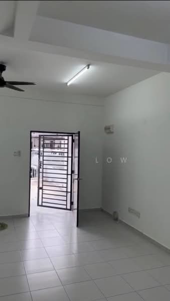 Rumah Teres 2.5-Tingkat untuk Disewa di Taman Scientex Utama (Senai) - Nick Low - Interior - PropertyGuru.com.my