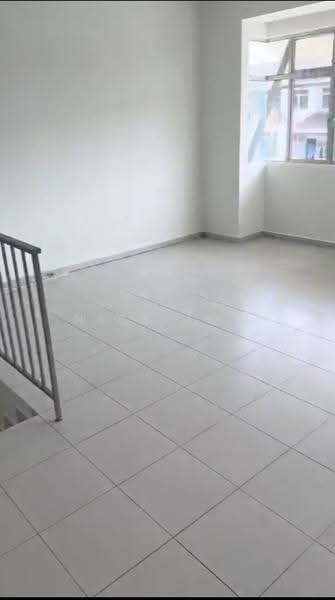 Rumah Teres 2.5-Tingkat untuk Disewa di Taman Scientex Utama (Senai) - Nick Low - Interior - PropertyGuru.com.my